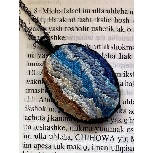 Waves on the Shore Embroidery Pendant Necklace - Picture 3 of 4